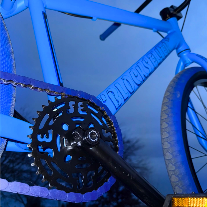 Big Wheelie Bikes - Blue Snap-On Chain Caps