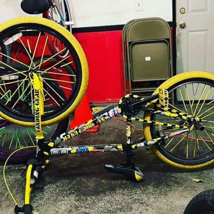 Black & Yellow