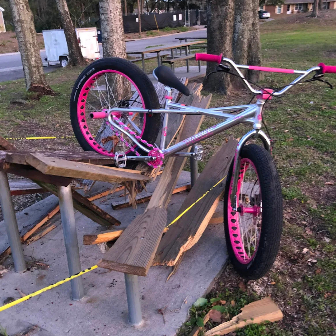 Chrome & Pink Chain Caps