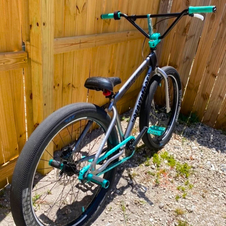 Big Wheelie Chain Caps - Teal - Easy Snap on  – 56 Piece (Adults & Teens) / 35 Piece (Kids)