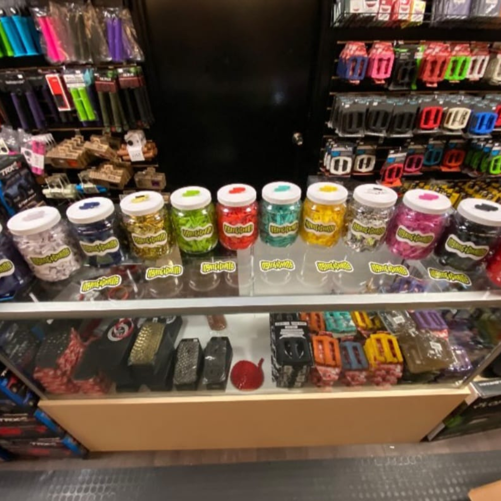 Large Dealer Kit | Fast Selling Bike Shop Accessories | Insane Chains