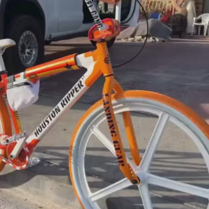 SE Bike Chain – Add White & Orange Two Tone Insane Chains