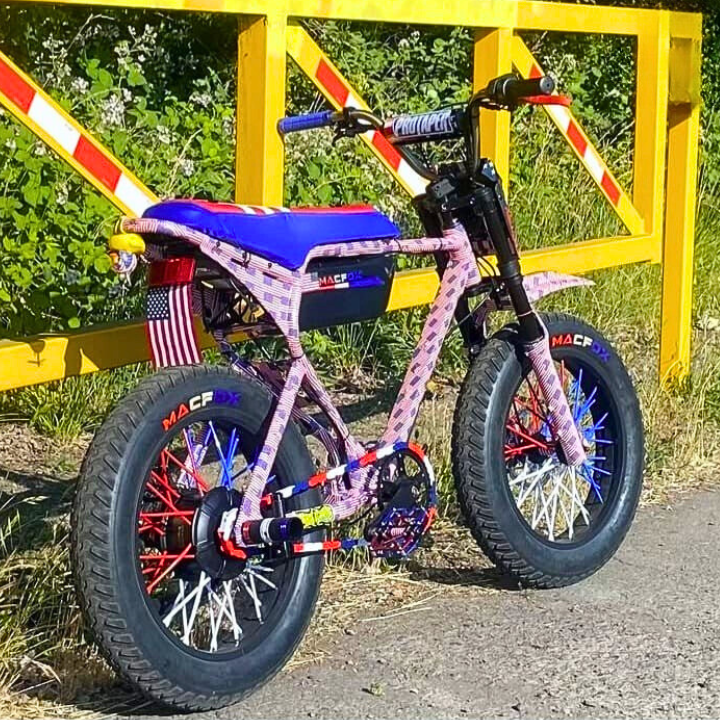 Red White & Blue Chain Caps